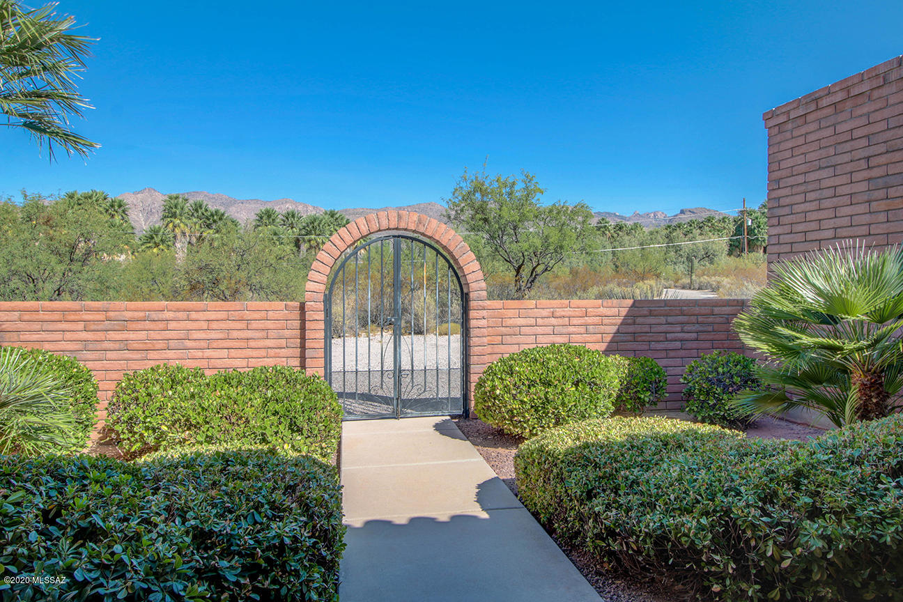 12220 East Roger Road Tucson, AZ 85749 - Photo 12 of 50 Gallery Image 12