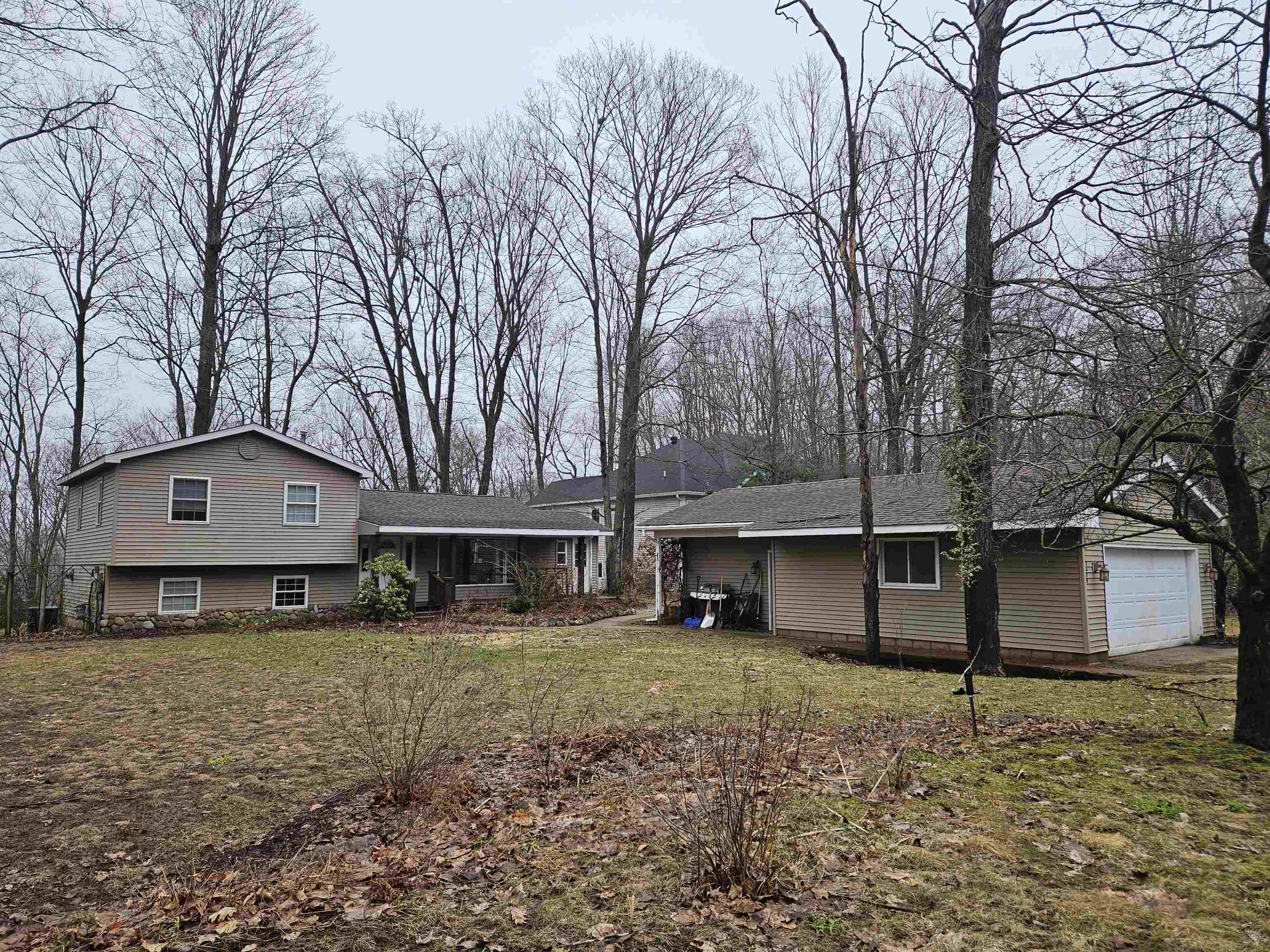 2475 East Potter Road Traverse City, MI 49696 - Photo 3 of 40 Gallery Image 3