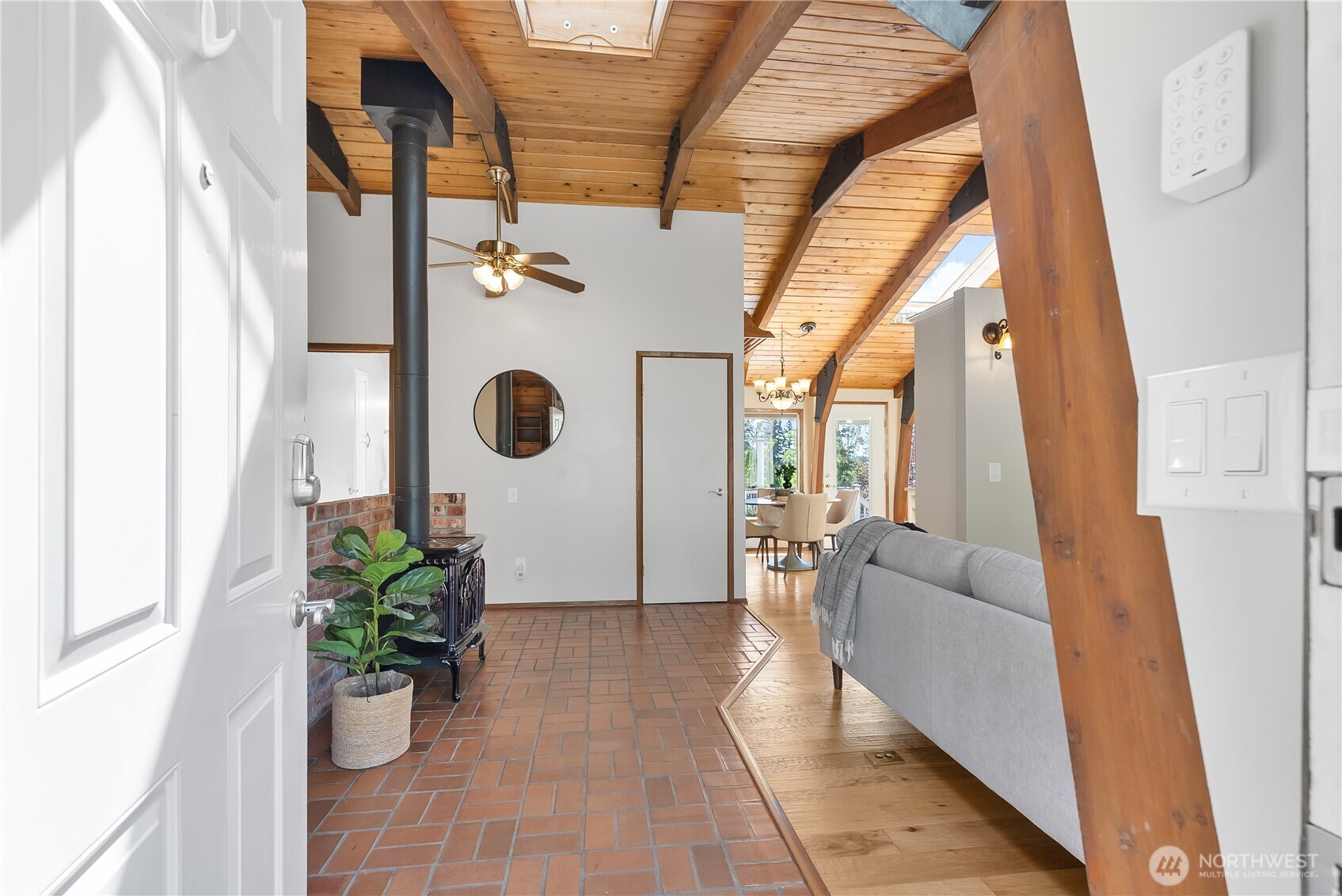 3881 Gala Loop Bellingham, WA 98226 - Photo 4 of 40