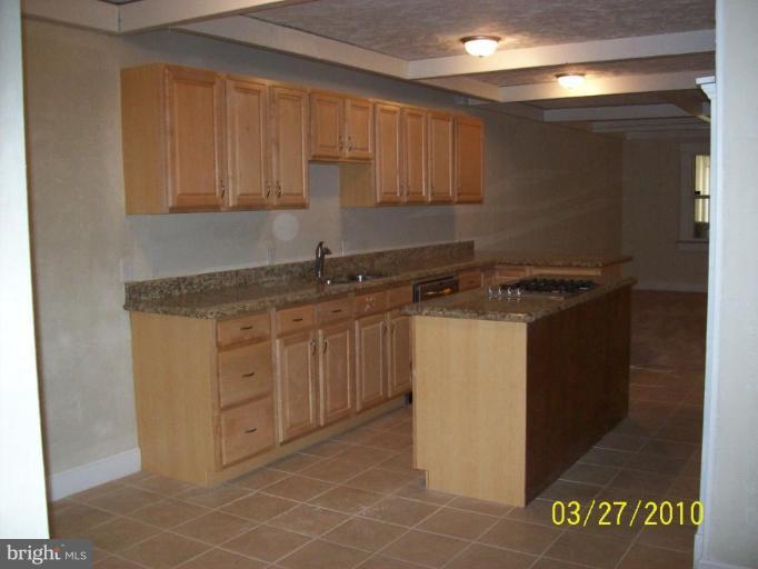 1206 West Riverview Road Fort Washington, MD 20744 - Photo 7 of 9 Kitchen