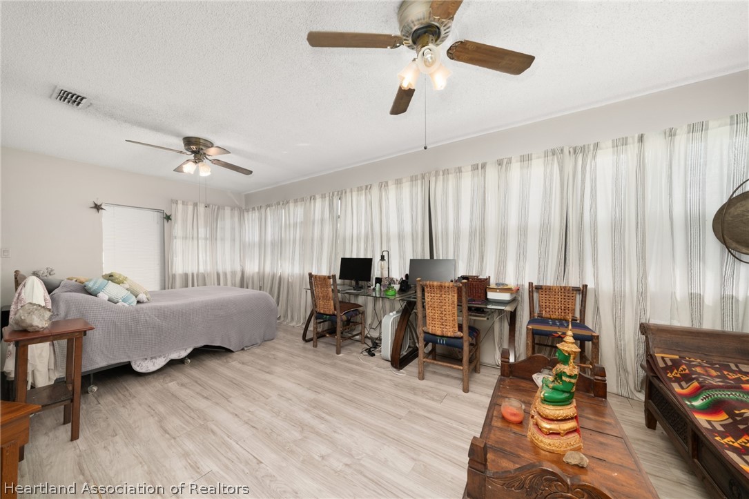 110 Swallow Avenue Sebring, FL 33870 - Photo 9 of 43