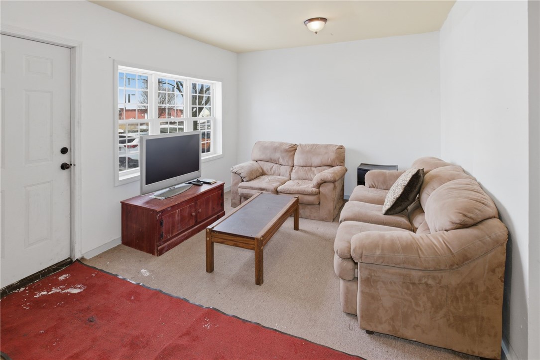 344 Mt Hope Avenue Rochester, NY 14620 - Photo 3 of 25