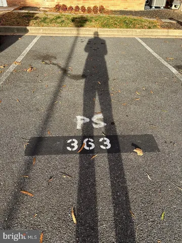 $1,900 | 1021 Arlington Boulevard, Unit 621, Arlington, VA 22209