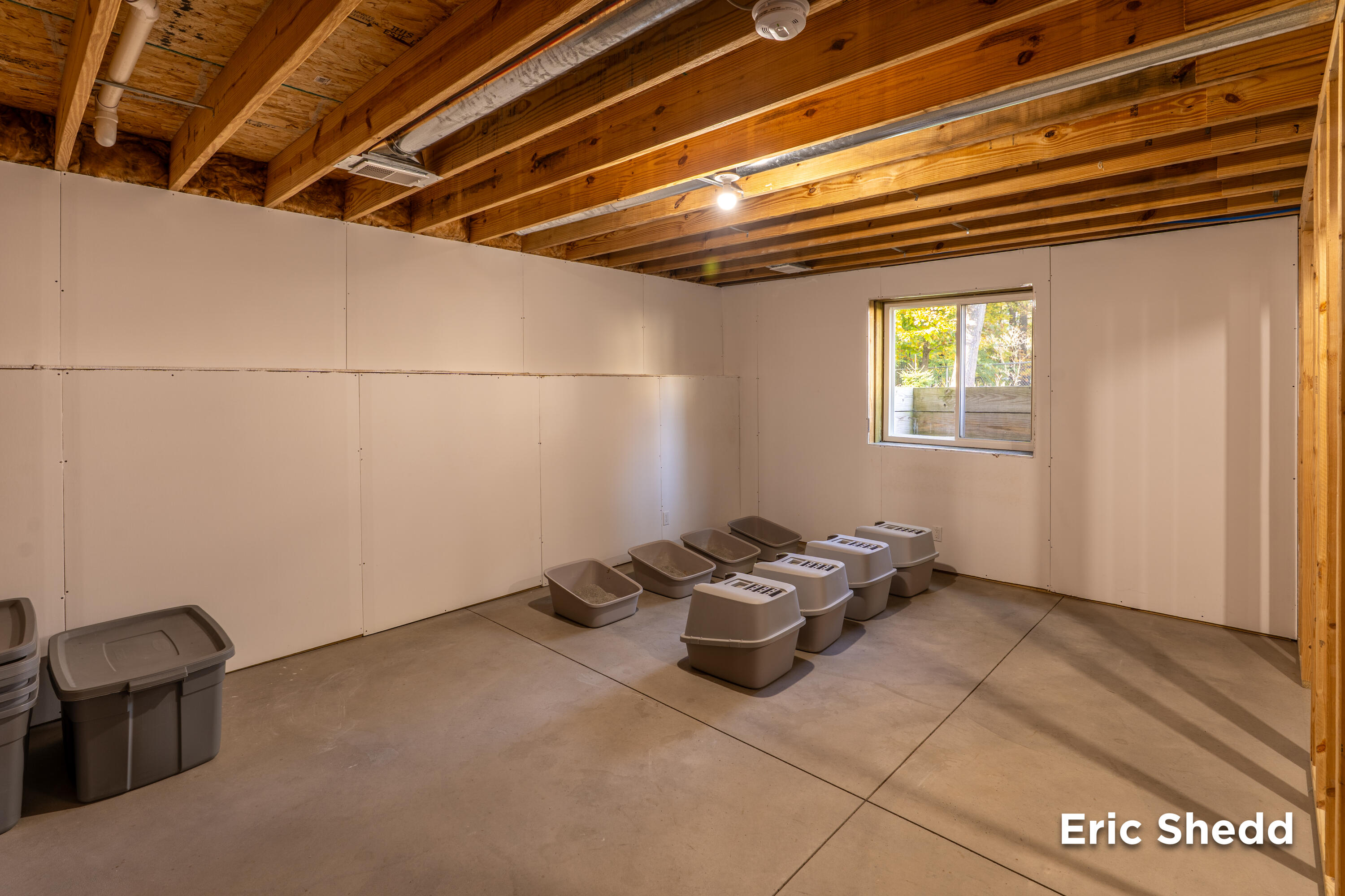 320 Caravan Road Norton Shores, MI 49441 - Photo 34 of 44 320-Caravan-Dr-33