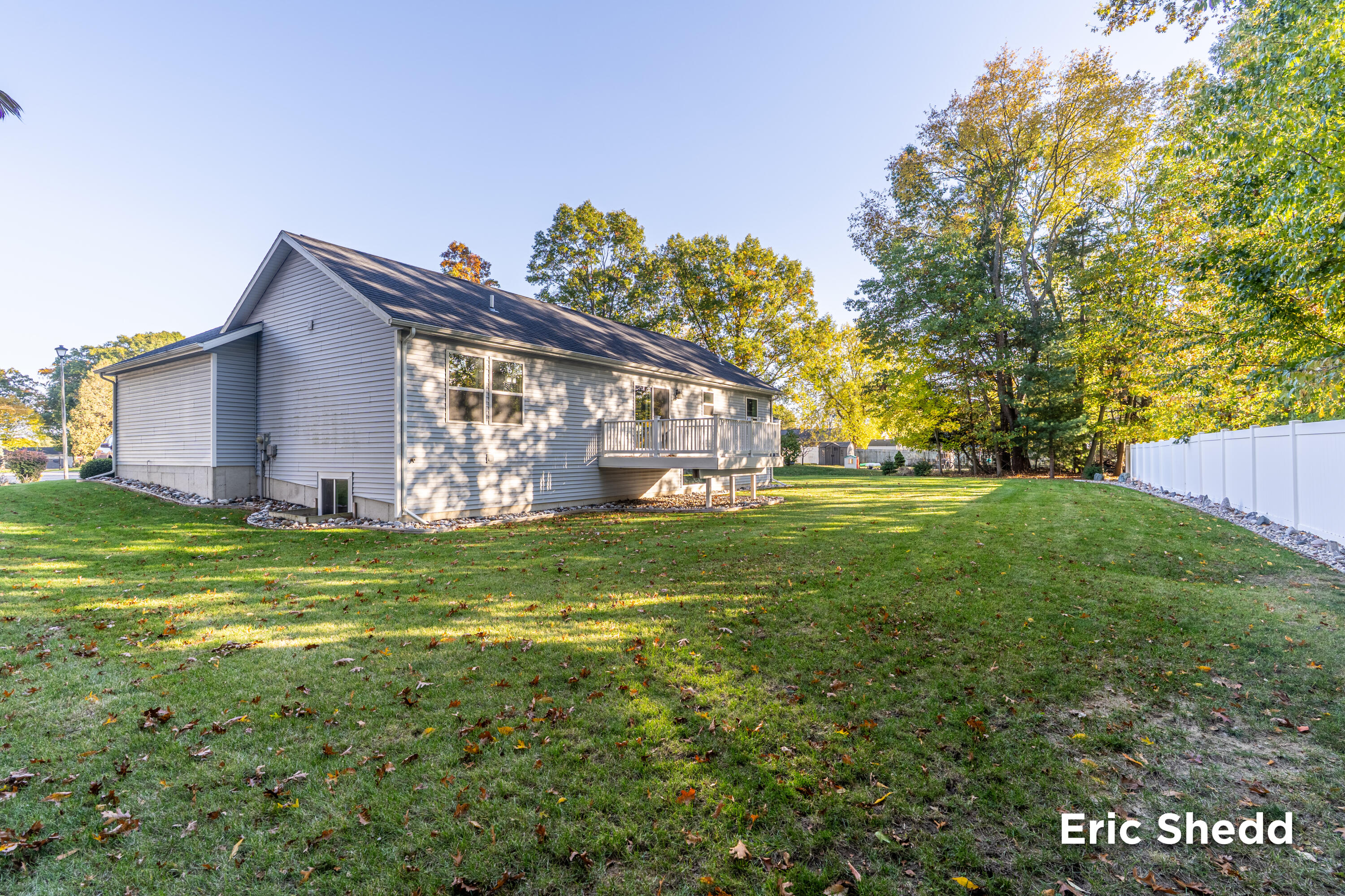 320 Caravan Road Norton Shores, MI 49441 - Photo 39 of 44 320-Caravan-Dr-42