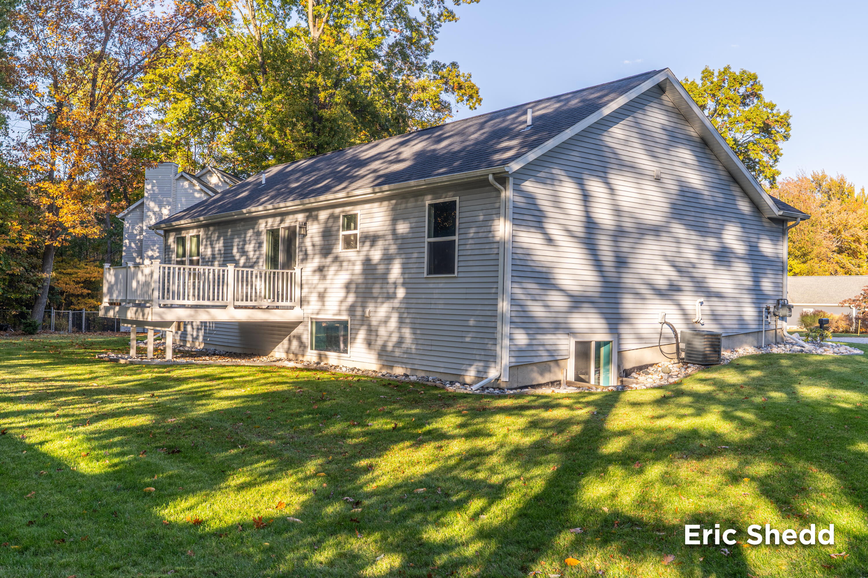 320 Caravan Road Norton Shores, MI 49441 - Photo 40 of 44 320-Caravan-Dr-43