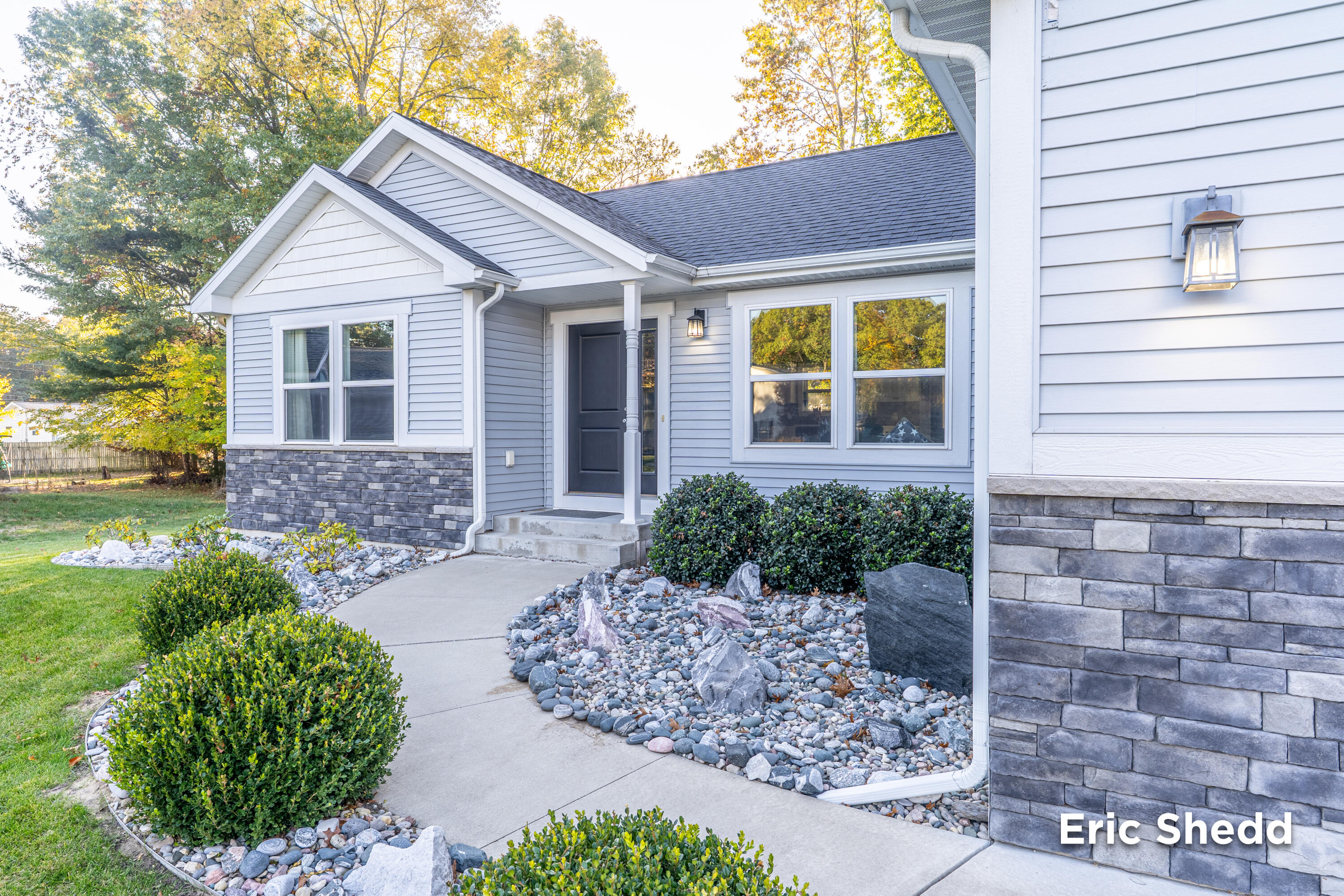 320 Caravan Road Norton Shores, MI 49441 - Photo 4 of 44 320-Caravan-Dr-4