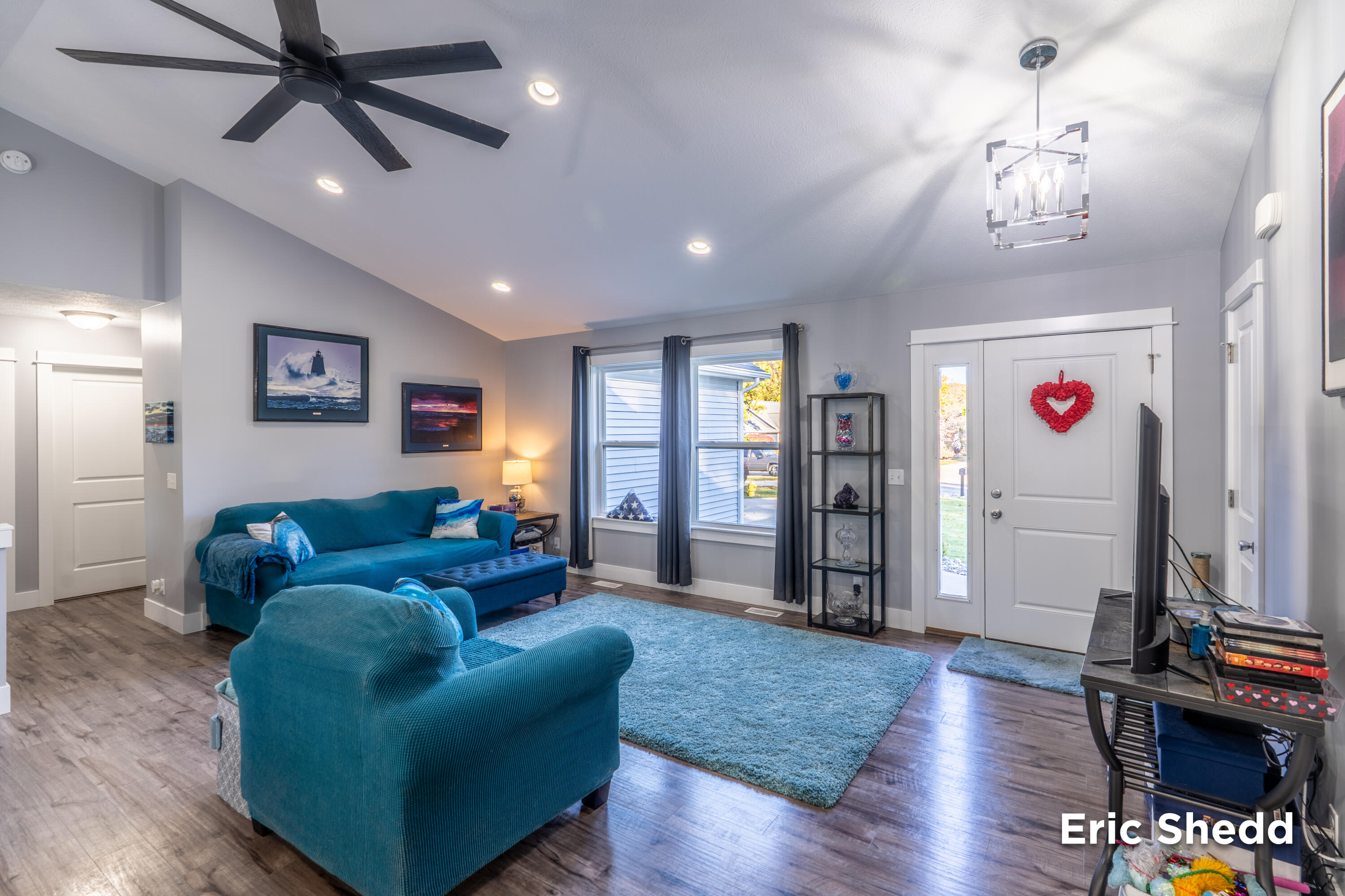 320 Caravan Road Norton Shores, MI 49441 - Photo 7 of 44 320-Caravan-Dr-7