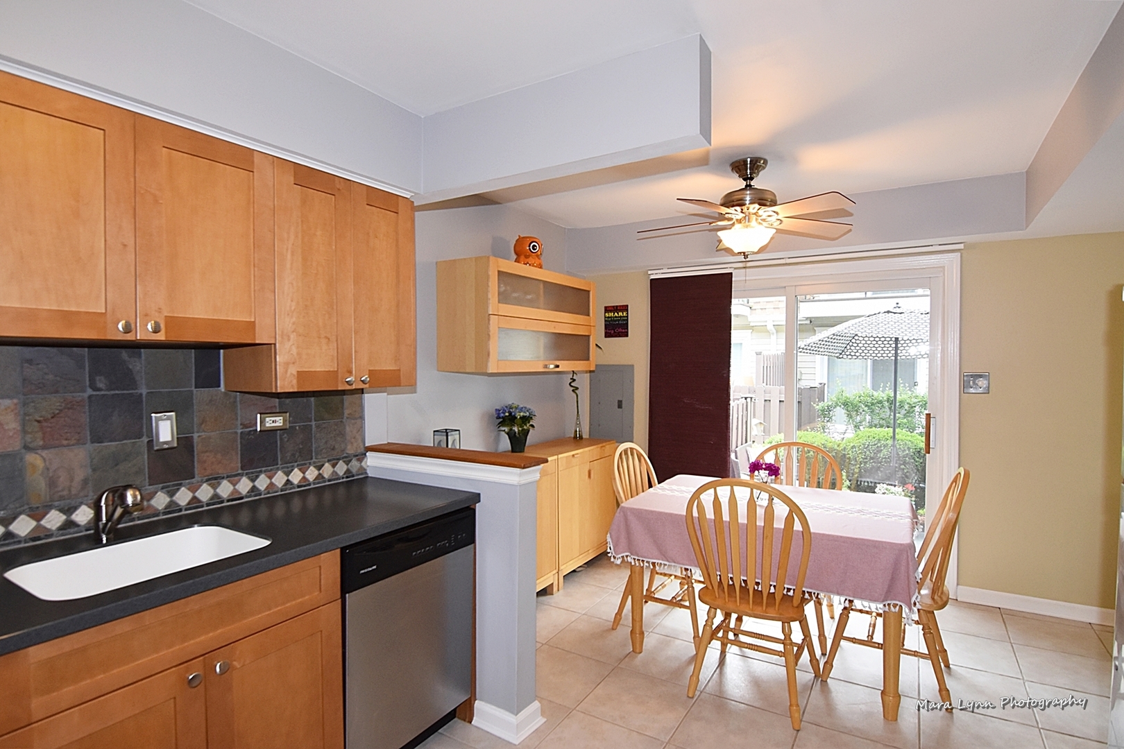 2233 Flower Court, Unit 2233 Schaumburg, IL 60107 - Photo 11 of 28