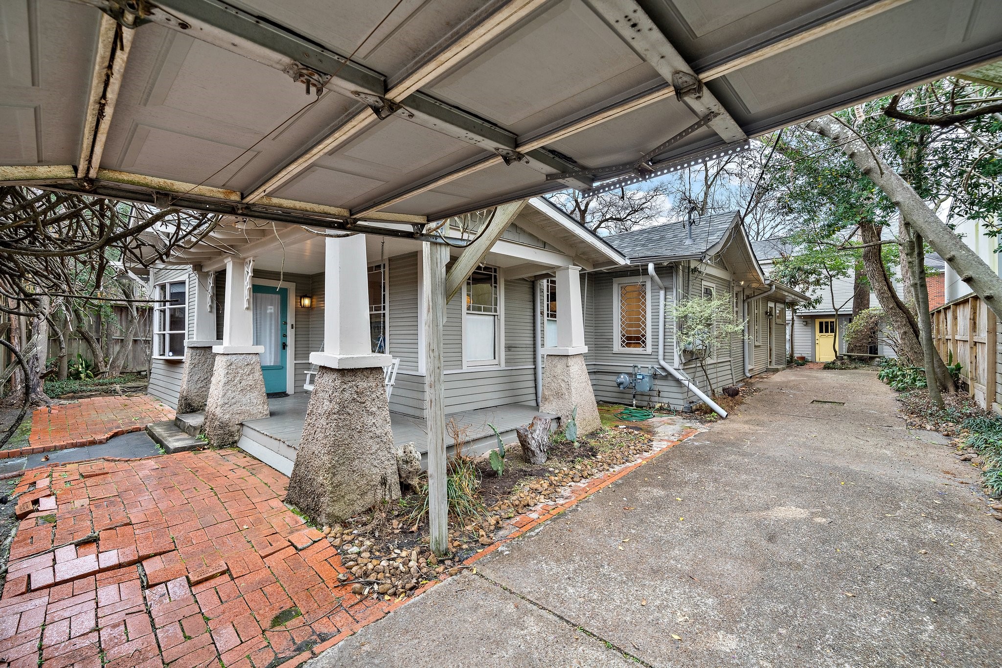 1517 Indiana Street Houston, TX 77006 - Photo 5 of 22