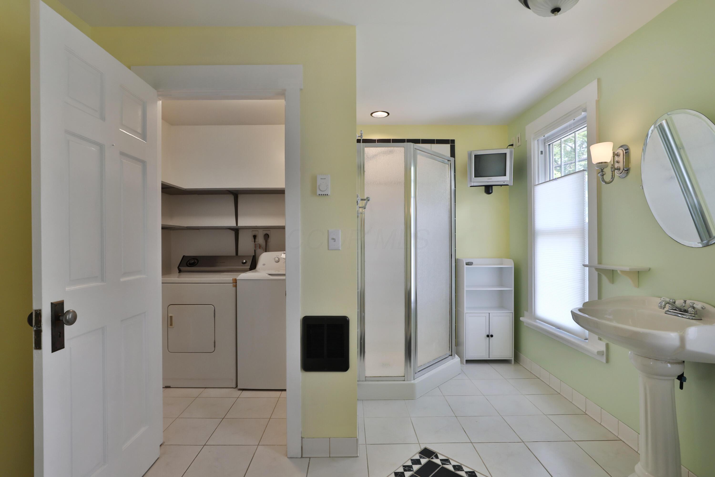 588 Midgard Road Columbus, OH 43202 - Photo 28 of 40 588-MidgardRd-25