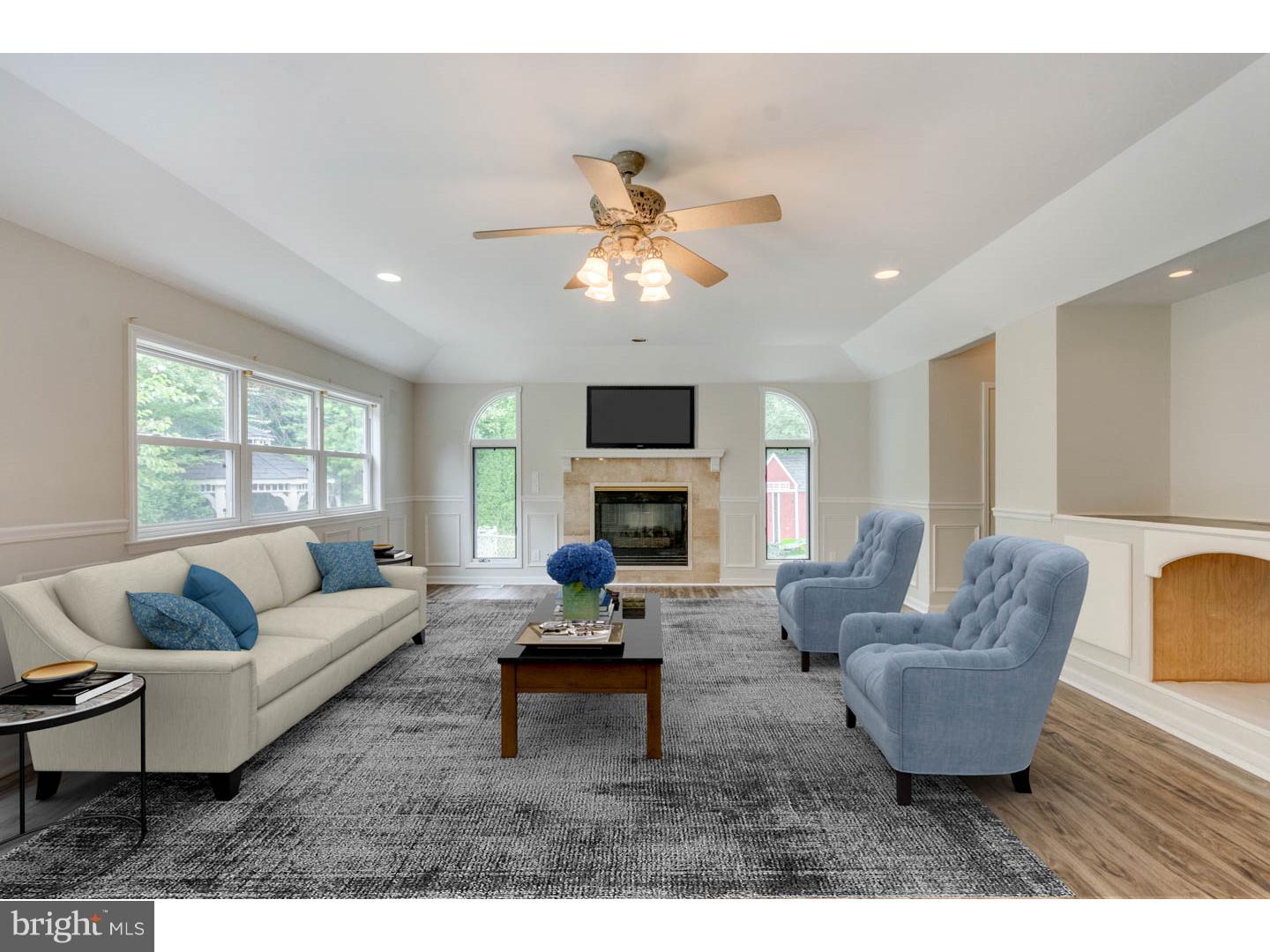 149 Oak Leaf Road Berlin, NJ 08009 - Photo 12 of 25 Family Room