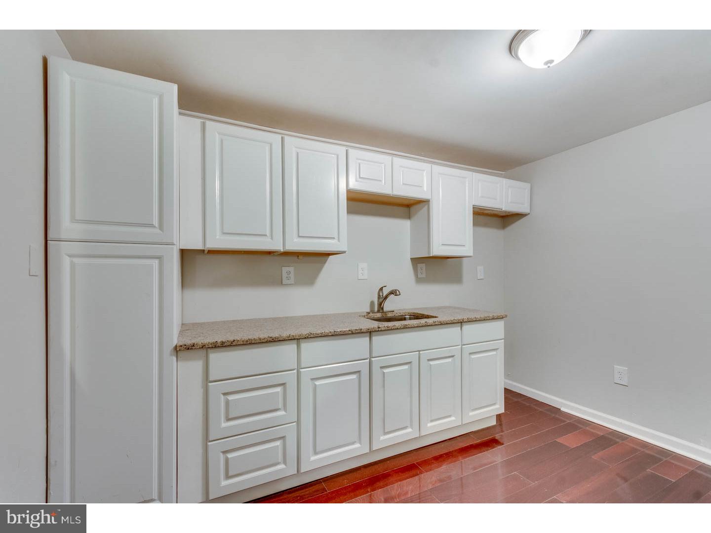 149 Oak Leaf Road Berlin, NJ 08009 - Photo 22 of 25 In-law Suite