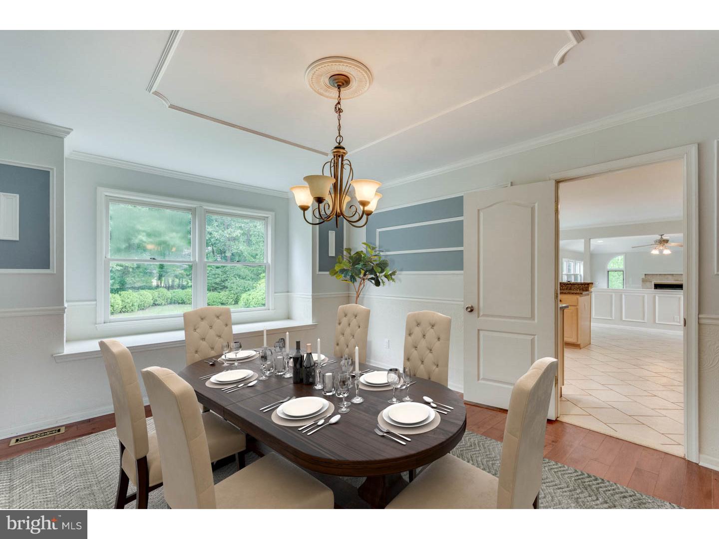 149 Oak Leaf Road Berlin, NJ 08009 - Photo 5 of 25 Dining Room