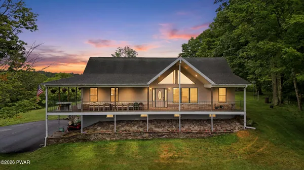$1,100,000 | 43 Turkey Ridge, Damascus, PA 18415