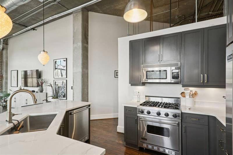 3235 Roswell Road Northeast, Unit 704 Atlanta, GA 30305 - Photo 10 of 39
