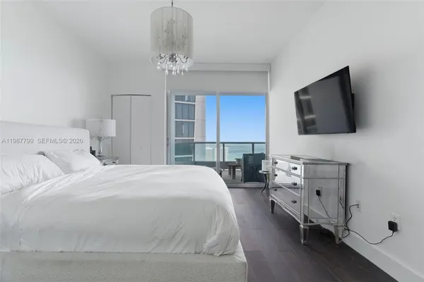$1,480,000 | 900 Biscayne Boulevard, Unit 4308, Miami, FL 33132