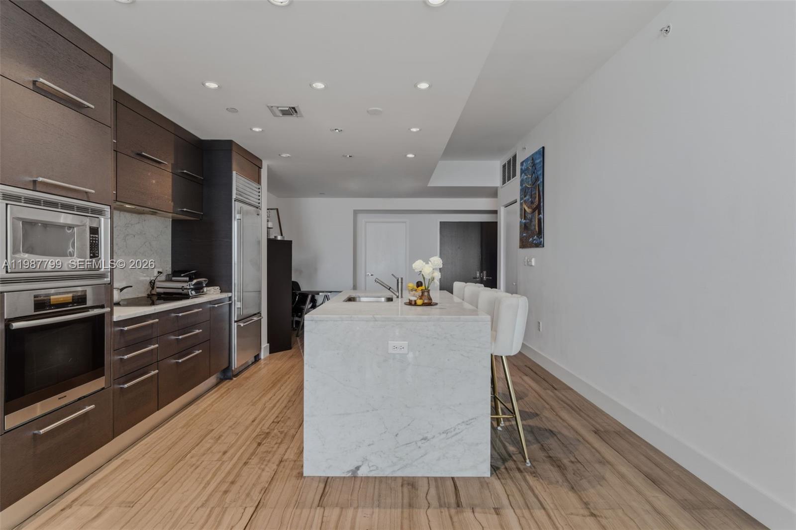 900 Biscayne Boulevard, Unit 4308 Miami, FL 33132 - Photo 6 of 36