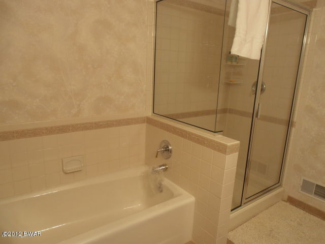 87 Great Bear Way Road East Stroudsburg, PA 18302 - Photo 31 of 45