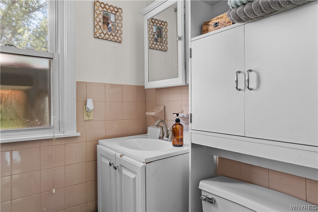 436 Windermere Boulevard Amherst, NY 14226 - Photo 14 of 32