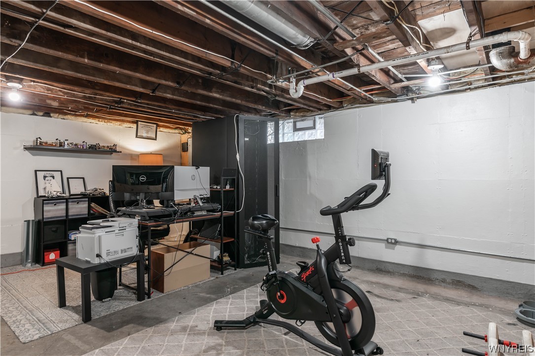 436 Windermere Boulevard Amherst, NY 14226 - Photo 25 of 32