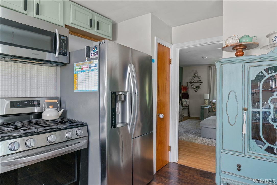 436 Windermere Boulevard Amherst, NY 14226 - Photo 7 of 32