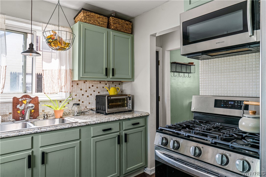 436 Windermere Boulevard Amherst, NY 14226 - Photo 8 of 32