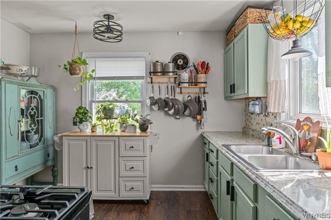 436 Windermere Boulevard Amherst, NY 14226 - Photo 9 of 32