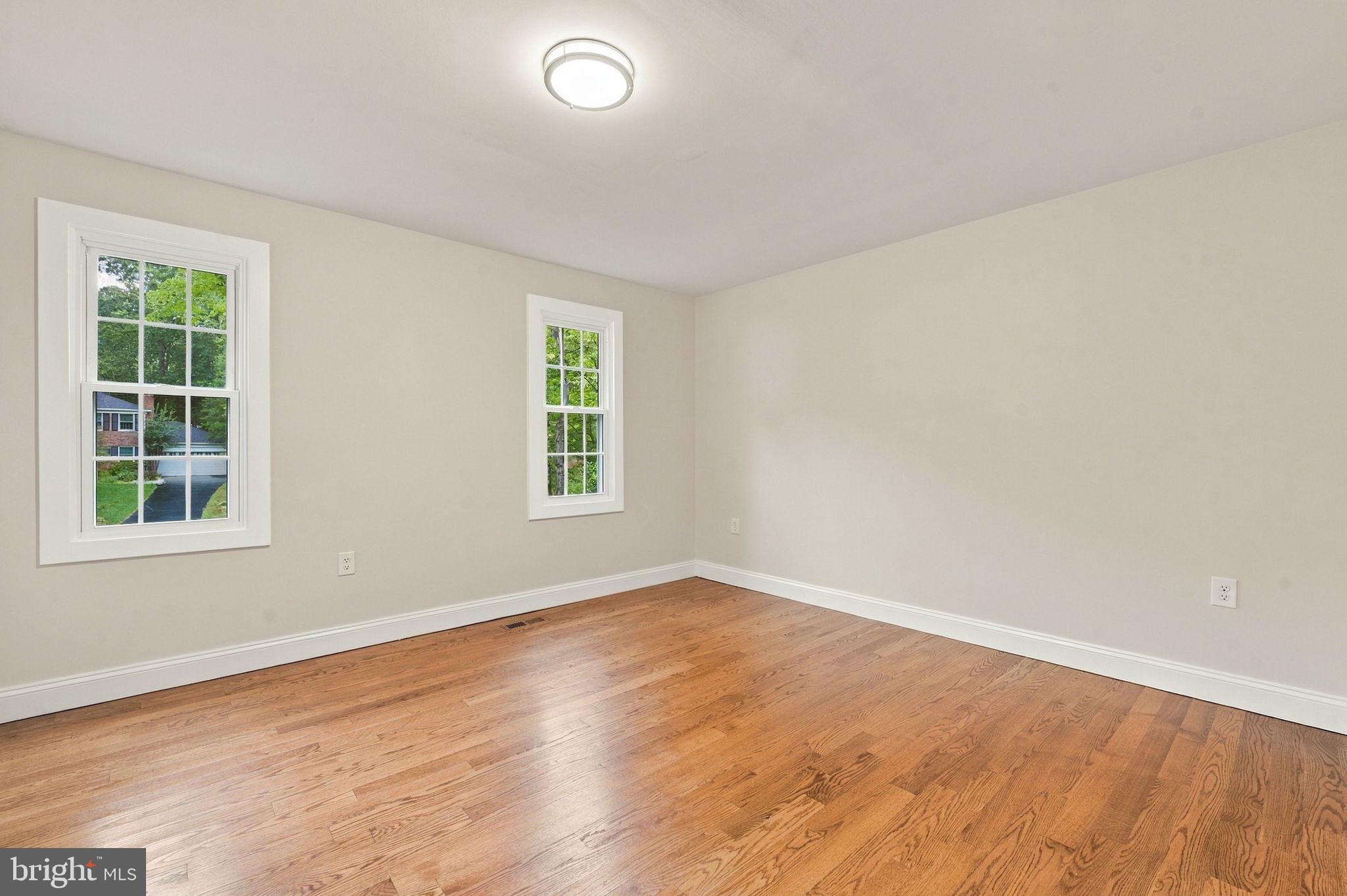 11231 Hunting Horn Lane Reston, VA 20191 - Photo 39 of 64 Bedroom #4