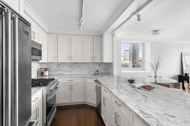 $699,000 | 625 Main Street, Unit LL41 | Roosevelt Island