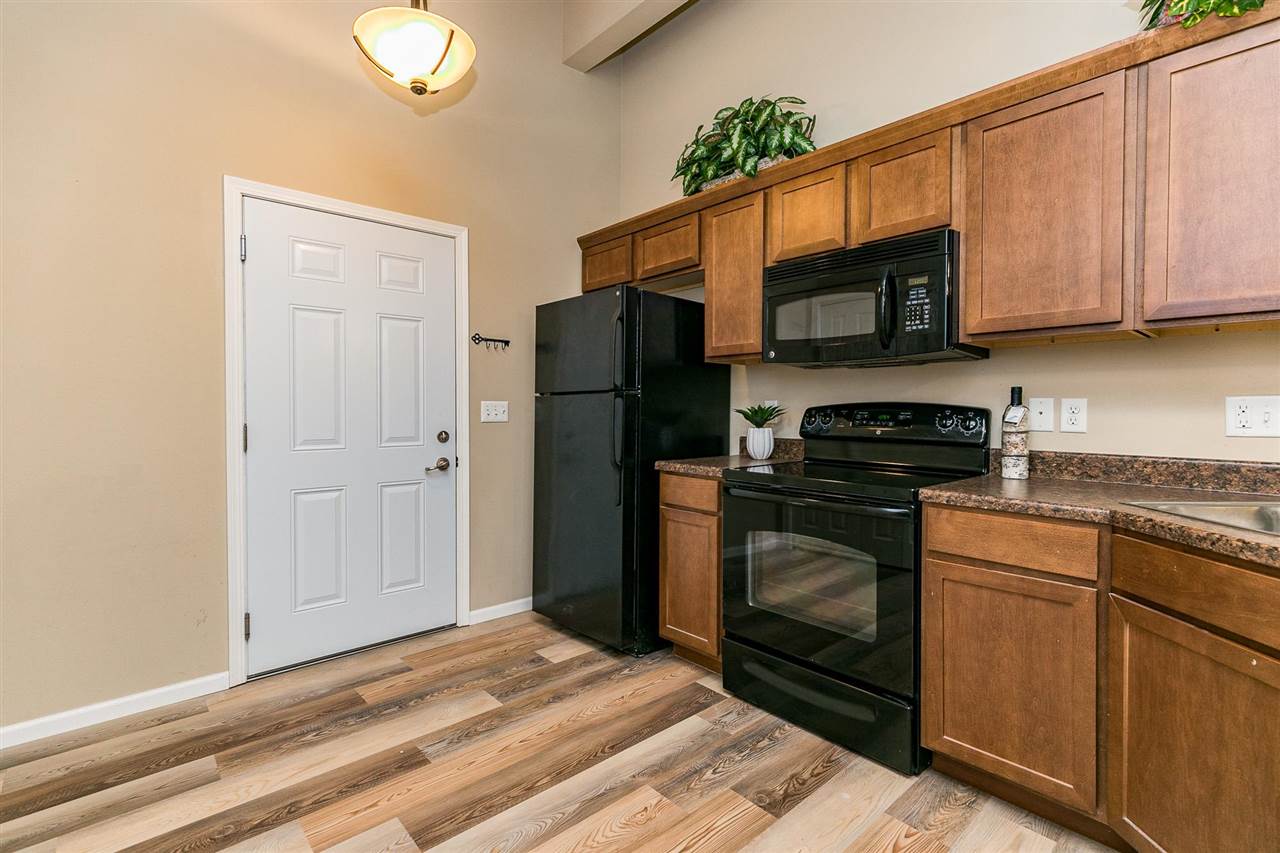 251 Vine Street, Unit 108 Riverside, IA 52327 - Photo 7 of 19 Gallery Image 7