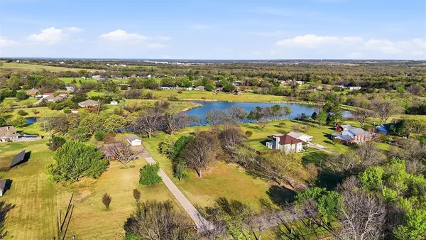 $350,000 | 1273 Preston Road, Denison, TX 75020