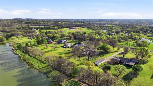 $350,000 | 1273 Preston Road, Denison, TX 75020