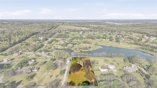 $350,000 | 1273 Preston Road, Denison, TX 75020