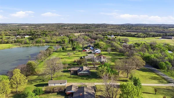 $350,000 | 1273 Preston Road, Denison, TX 75020