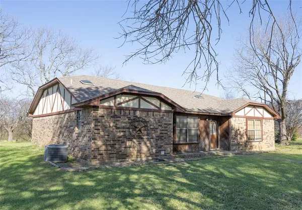 $350,000 | 1273 Preston Road, Denison, TX 75020