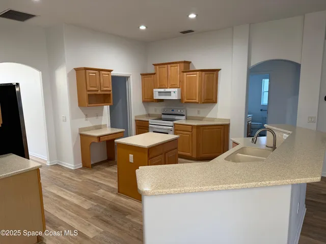 $3,100 | 1427 Grand Isle Boulevard, Melbourne, FL 32940