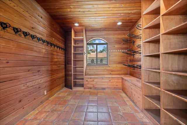 a view of entryway door of the house