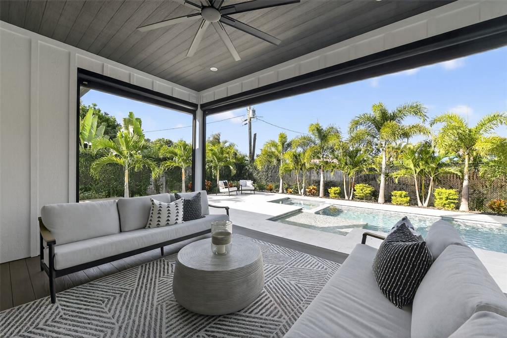 2311 Grove Street Sarasota, FL 34239 - Photo 3 of 20