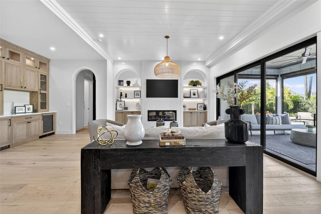 2311 Grove Street Sarasota, FL 34239 - Photo 7 of 20