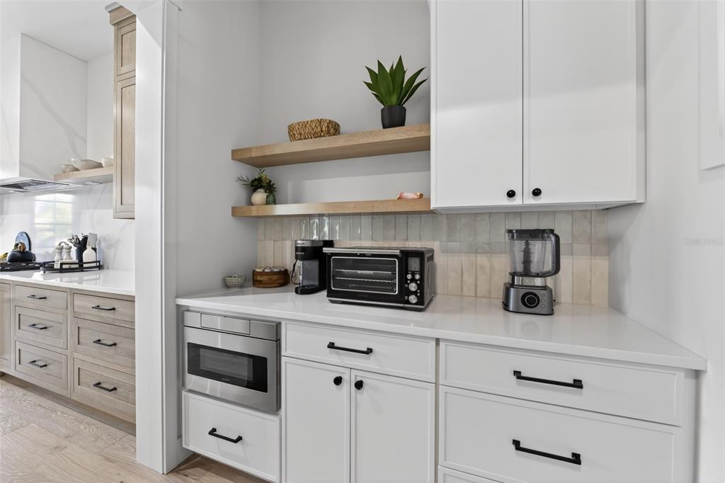 2311 Grove Street Sarasota, FL 34239 - Photo 9 of 20