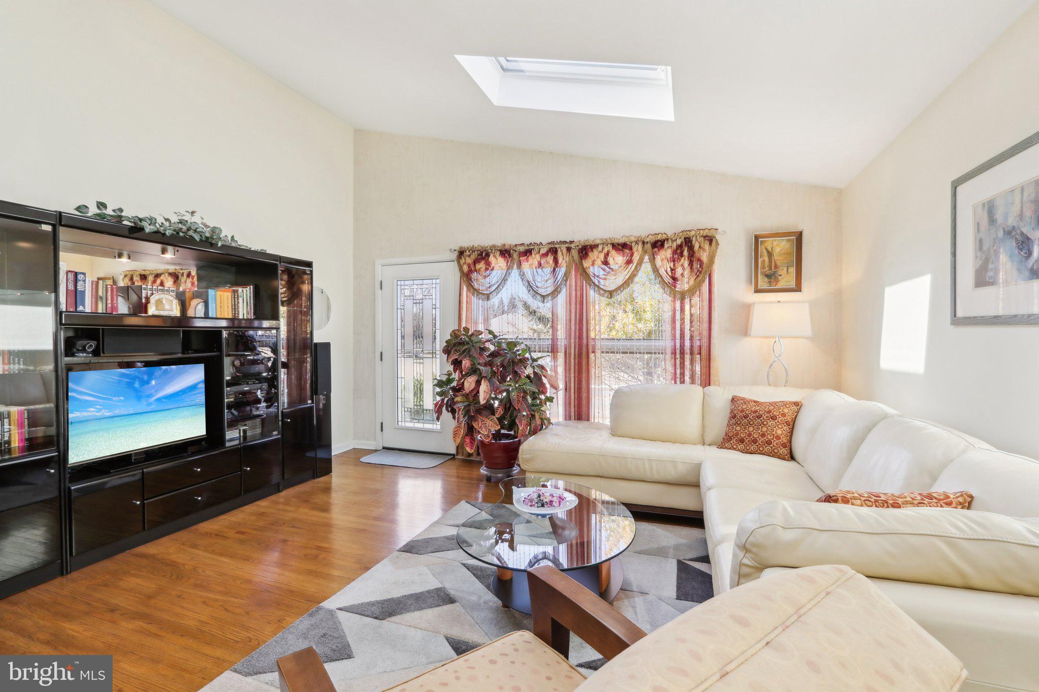 458 Springhouse Road King of Prussia, PA 19406 - Photo 5 of 40 Gallery Image 5