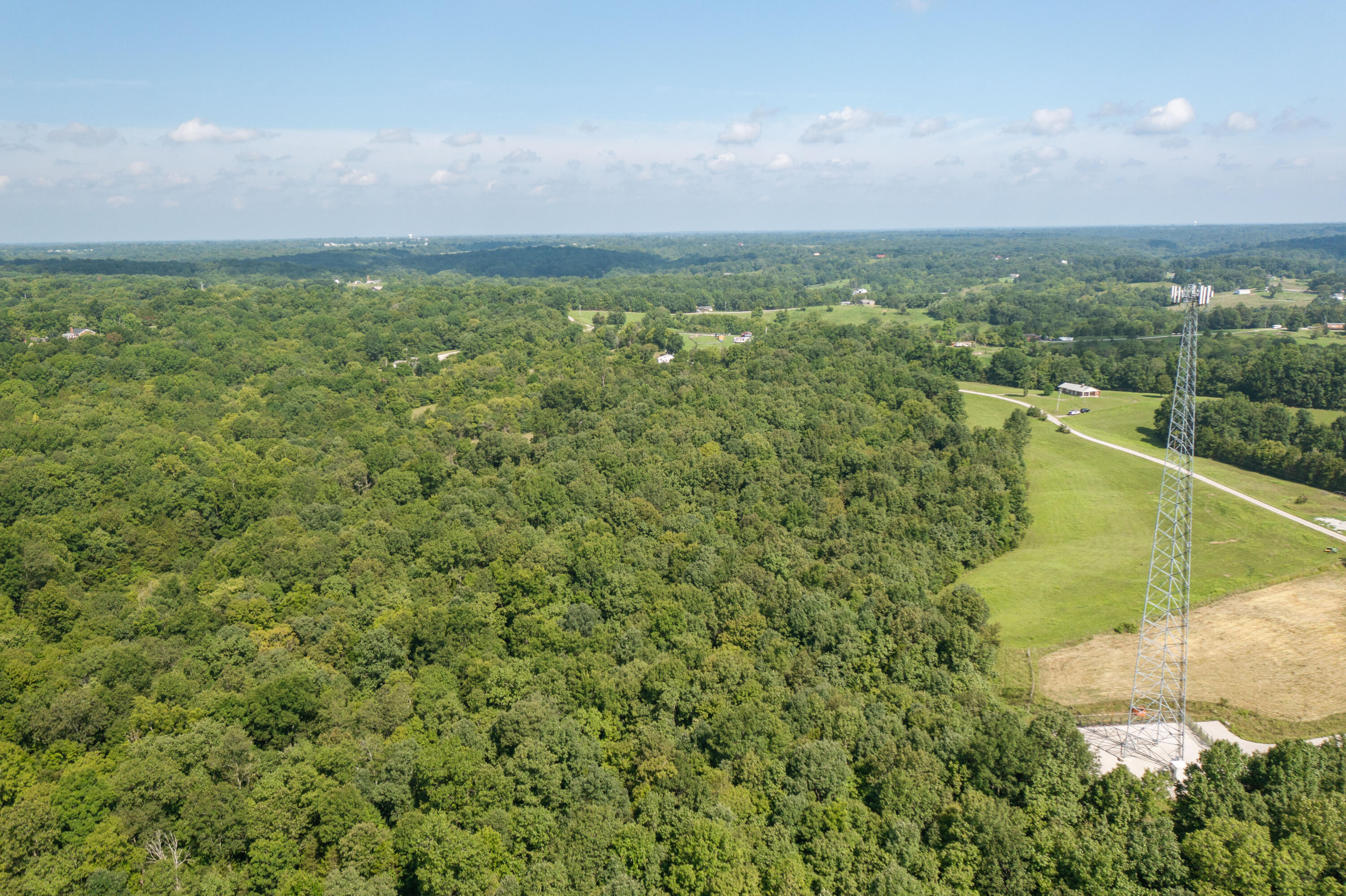 B B Beechridge Road Frankfort, KY 40601 - Photo 8 of 10 Beechridge-39
