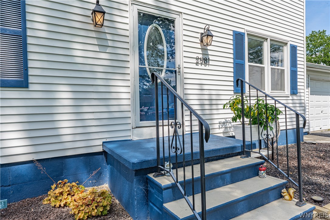 2981 Pearce Road Sanborn, NY 14132 - Photo 4 of 46 Gallery Image 4