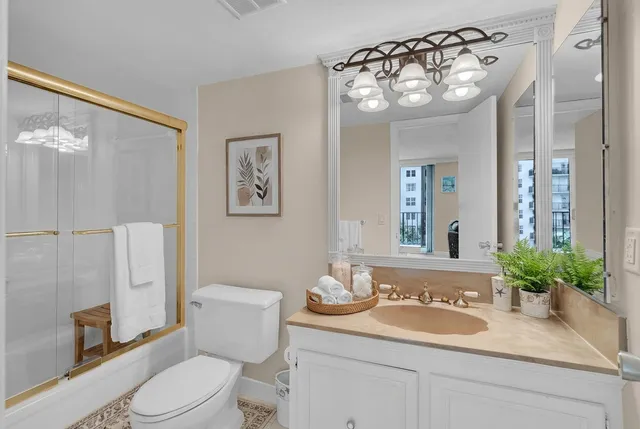 $4,000 | 3460 South Ocean Boulevard, Unit 314, Palm Beach, FL 33480