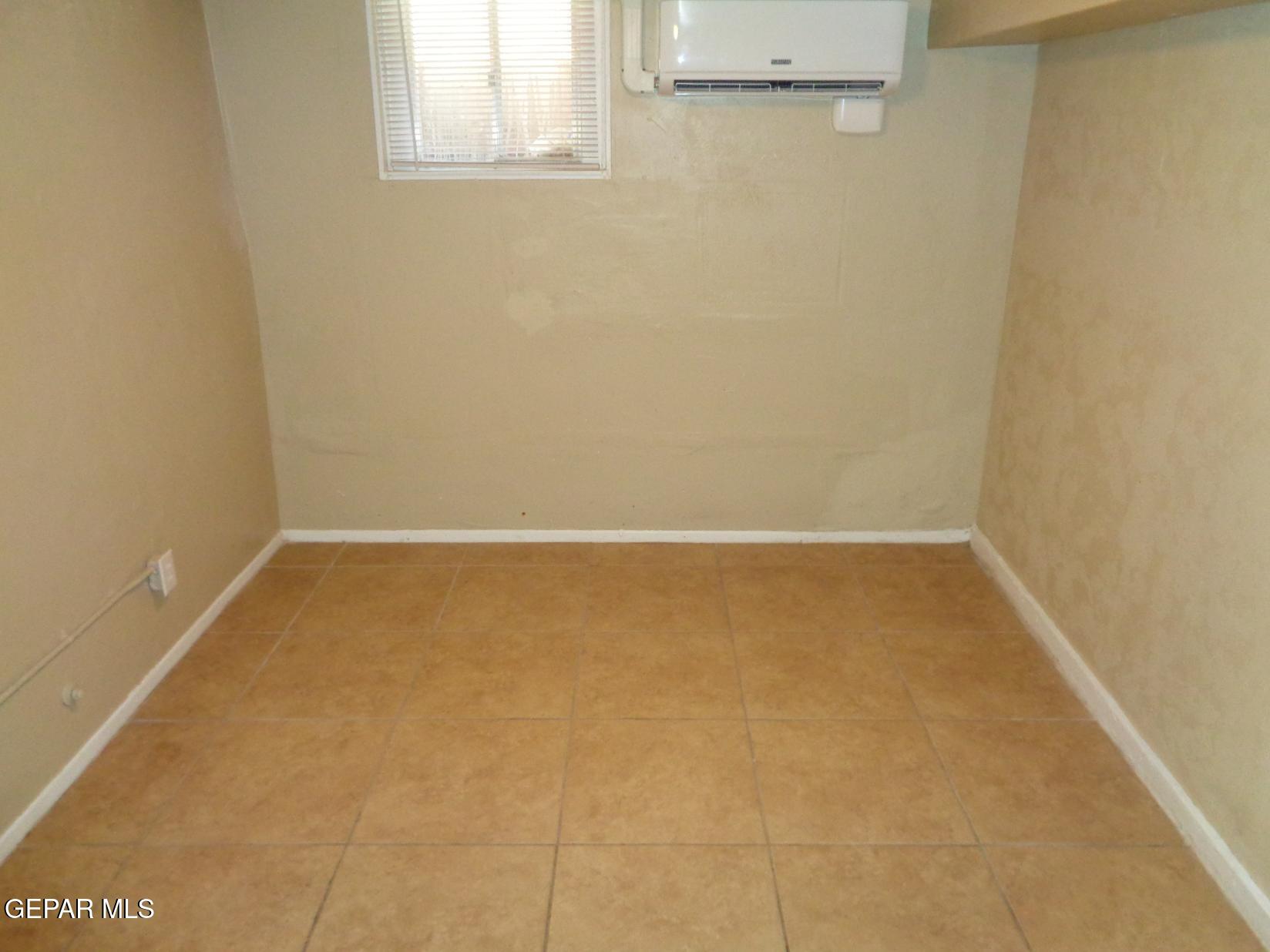 1309 East Rio Grande Avenue, Unit 6 El Paso, TX 79902 - Photo 6 of 8 Bedroom