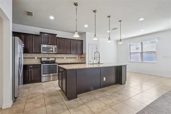 $2,700 | 5948 Sweet Birch Drive, Riverview, FL 33578