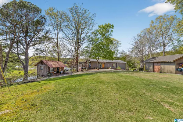 $525,000 | 488 Sulpher Crk Lane, Sylacauga, AL 35151