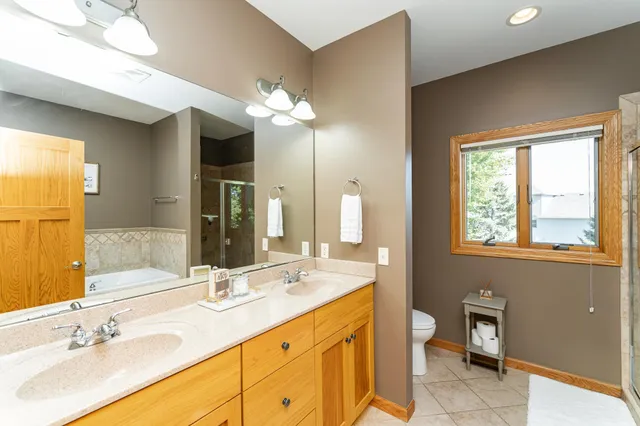 $550,000 | 3057 Scanlan Lane Northeast, Rochester, MN 55906