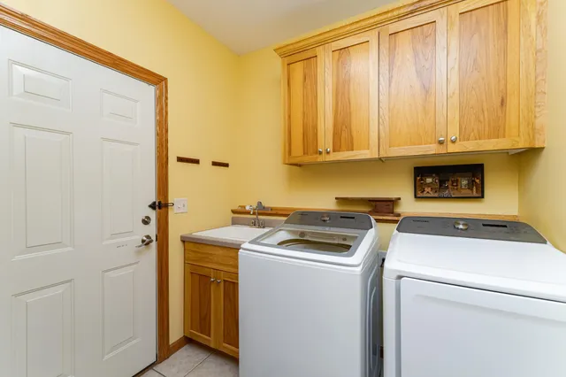 $550,000 | 3057 Scanlan Lane Northeast, Rochester, MN 55906